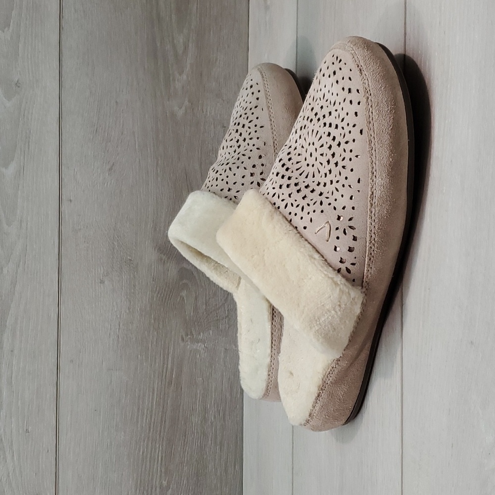 Vionic Women Leona Met Slippers Slip on shoes sz 8